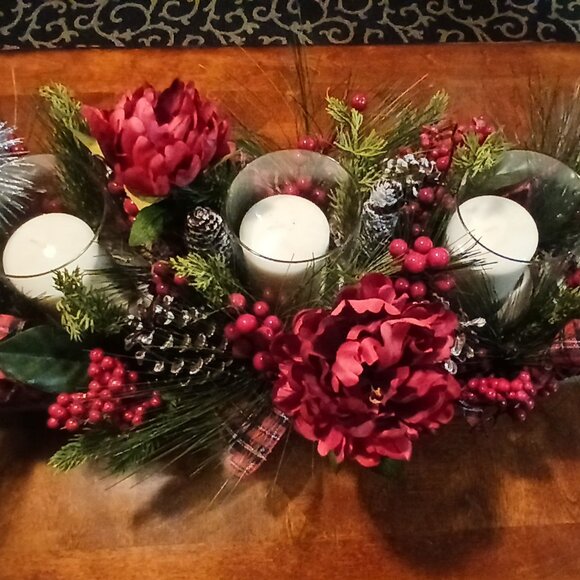 Centerpiece For Every Season - Picture 4 of 4
